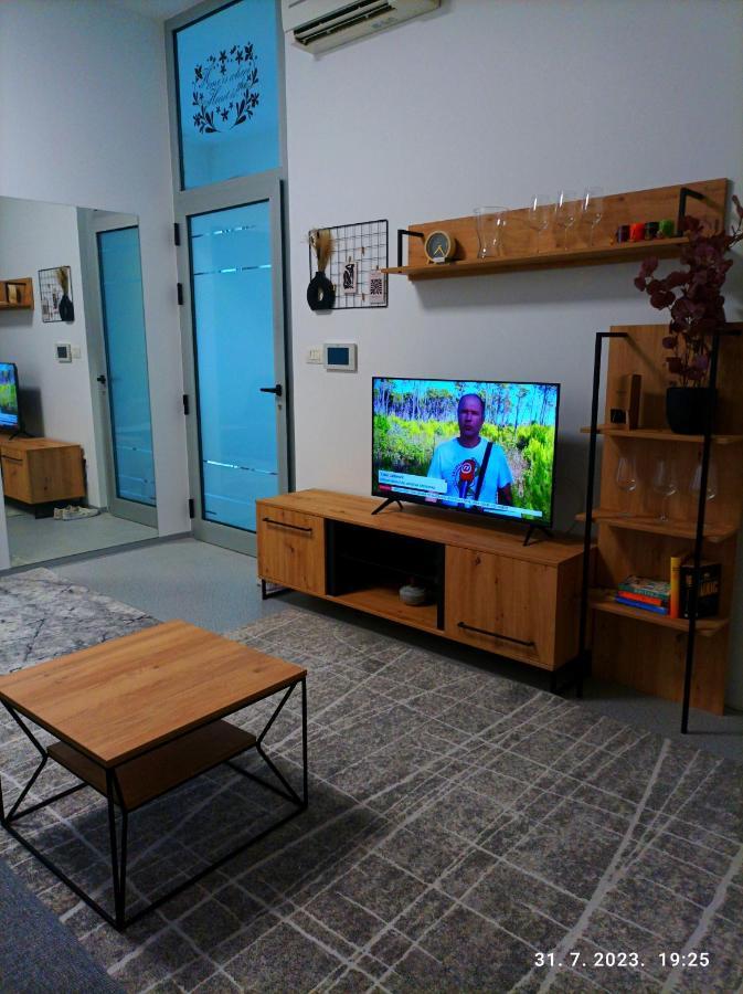 Firule Tennis@Beach Apartment สปลิท ภายนอก รูปภาพ
